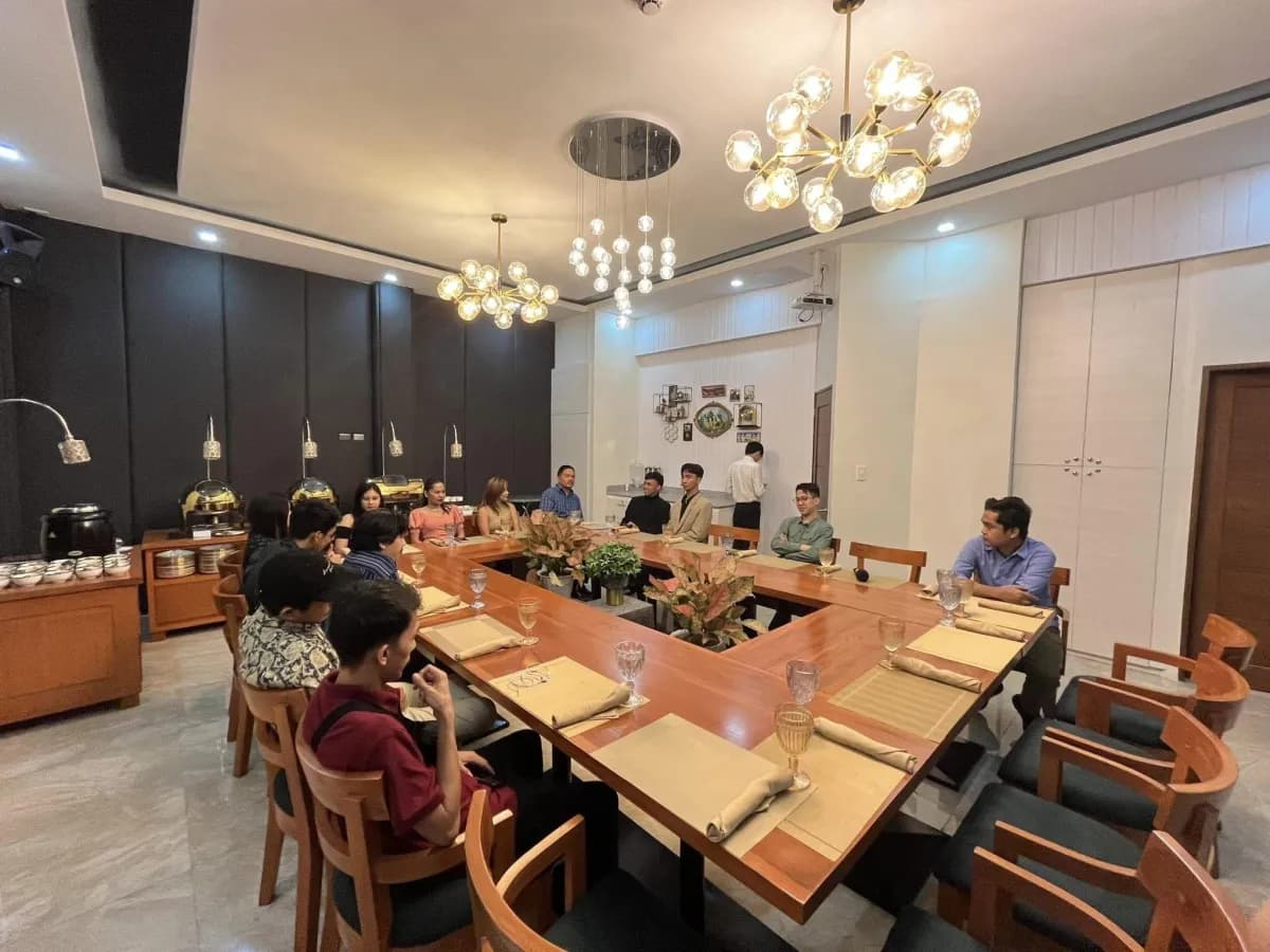 Relaytask staff dining and kitchen area